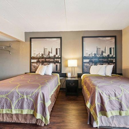 Hotel Super 8 By Wyndham Millbury/Toledo Zewnętrze zdjęcie