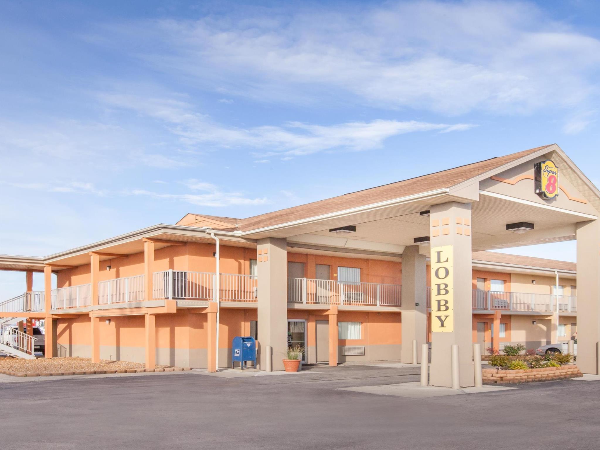 Hotel Super 8 By Wyndham Millbury/Toledo Zewnętrze zdjęcie